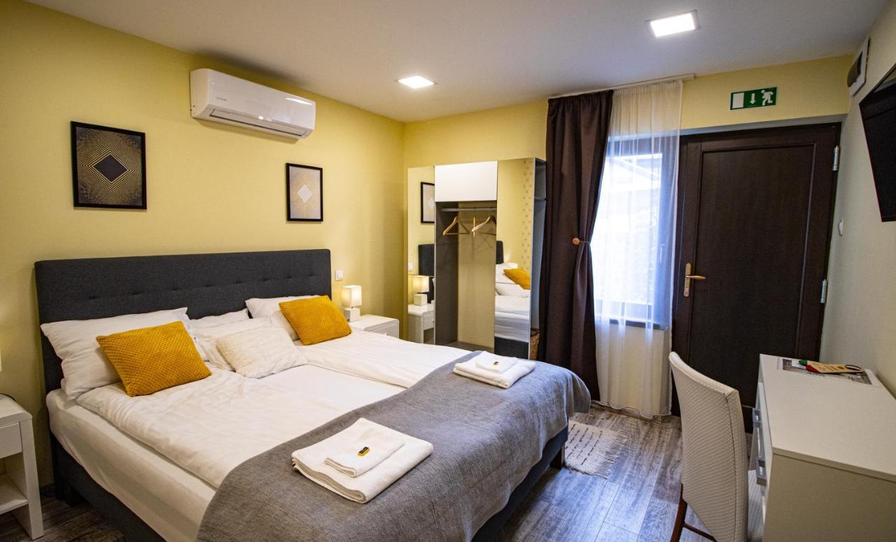 トカイ Fakapu Pince Es Panzio Bed & Breakfast エクステリア 写真