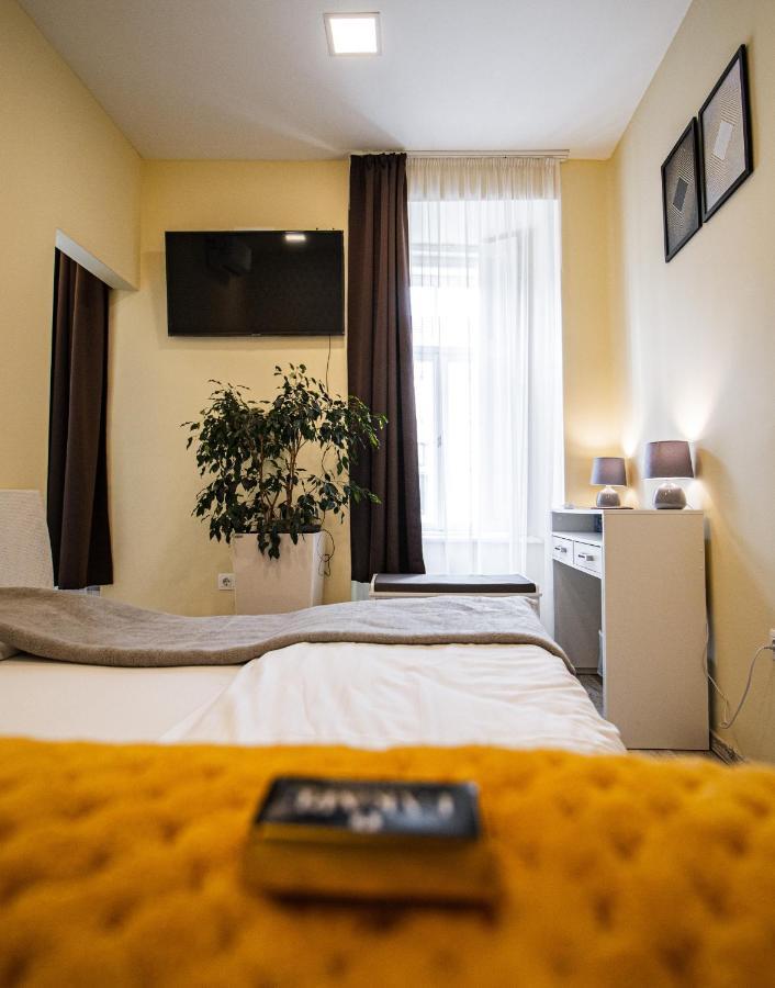 トカイ Fakapu Pince Es Panzio Bed & Breakfast エクステリア 写真